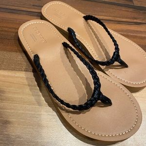 Braided sandals girls size 1/2 old navy black